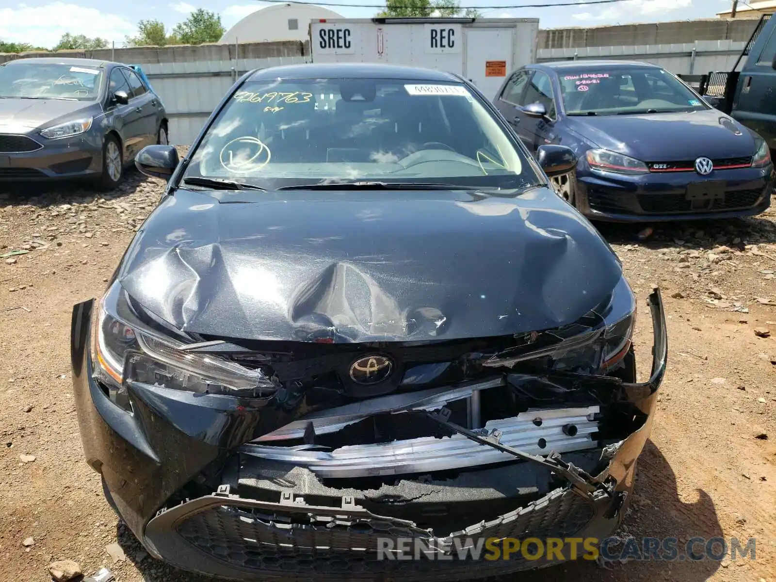 9 Photograph of a damaged car JTDEPRAE5LJ038211 TOYOTA COROLLA 2020