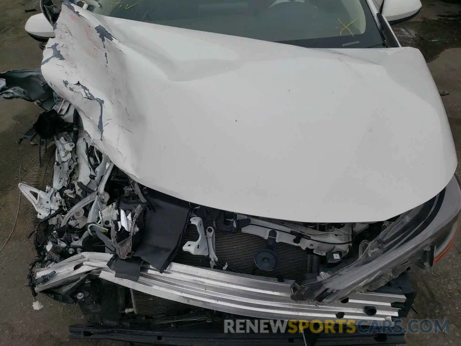 7 Photograph of a damaged car JTDEPRAE5LJ039133 TOYOTA COROLLA 2020