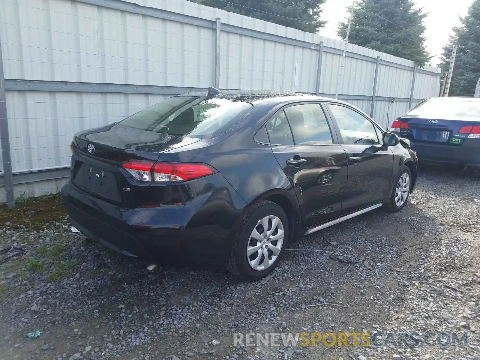 4 Photograph of a damaged car JTDEPRAE5LJ039200 TOYOTA COROLLA 2020