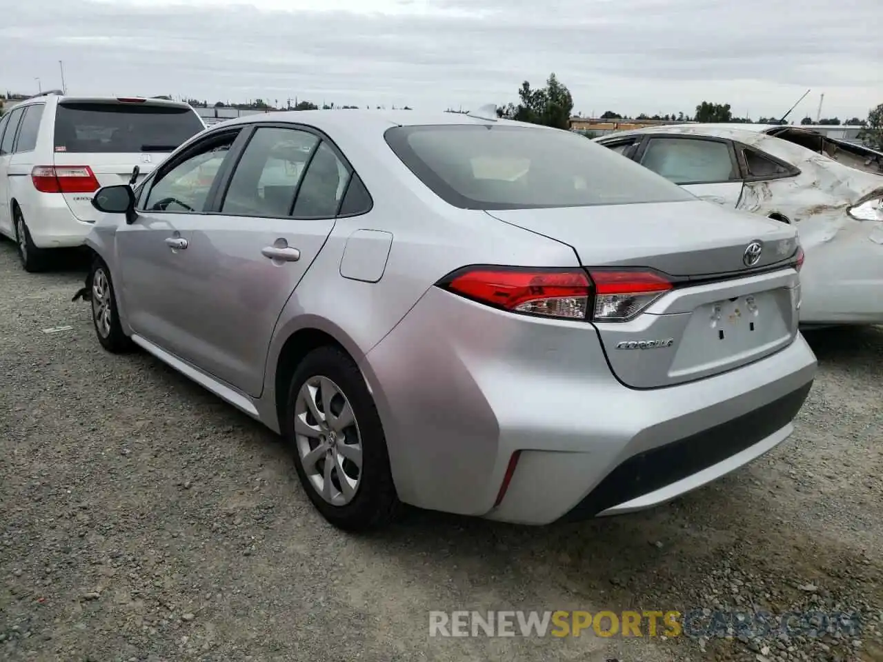 3 Photograph of a damaged car JTDEPRAE5LJ039343 TOYOTA COROLLA 2020