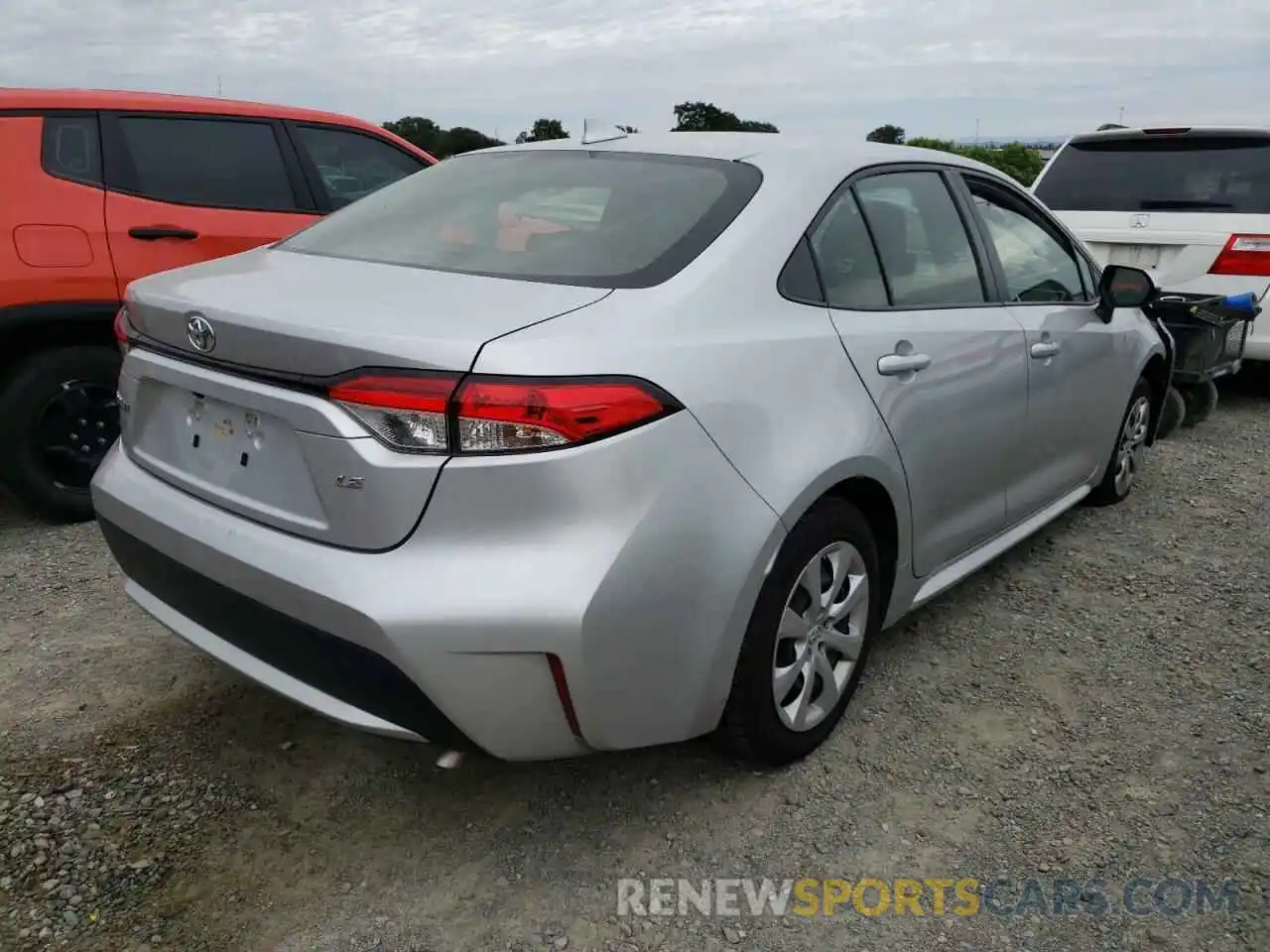 4 Photograph of a damaged car JTDEPRAE5LJ039343 TOYOTA COROLLA 2020