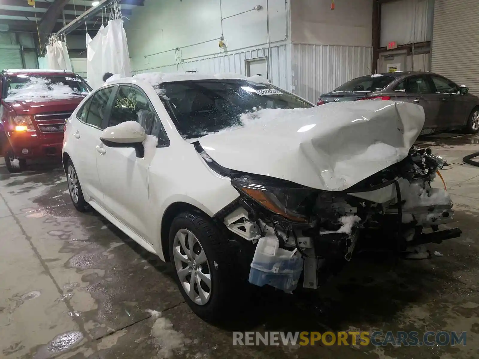 1 Photograph of a damaged car JTDEPRAE5LJ039441 TOYOTA COROLLA 2020