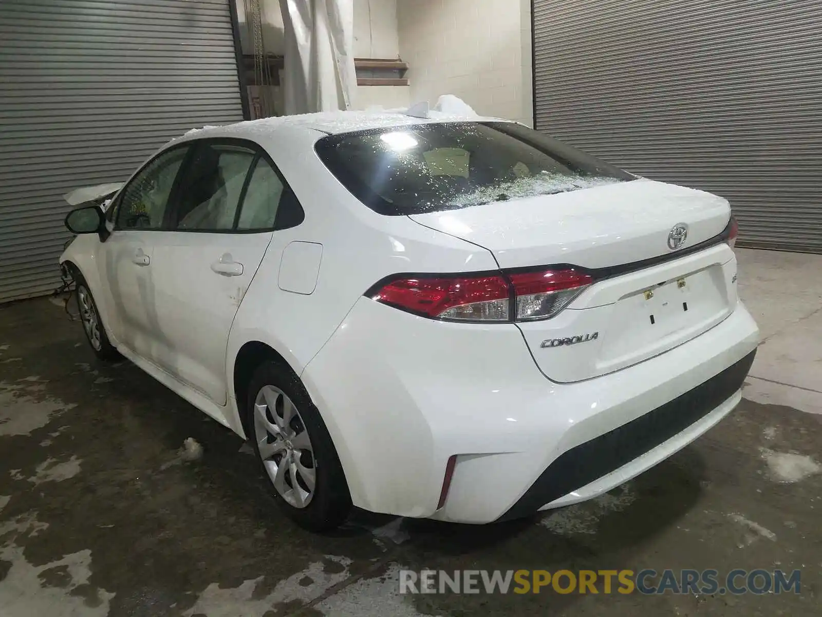 3 Photograph of a damaged car JTDEPRAE5LJ039441 TOYOTA COROLLA 2020