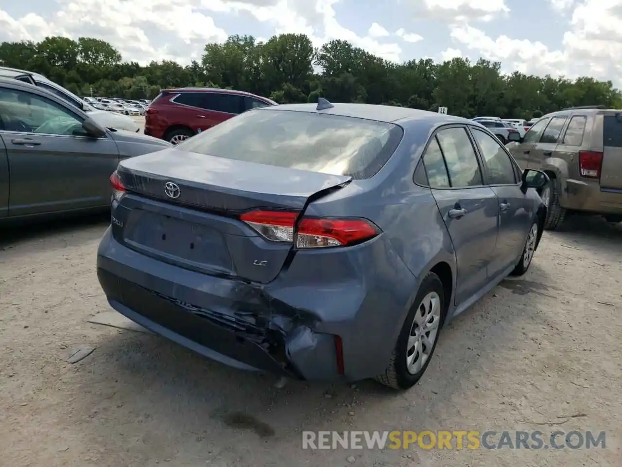 4 Photograph of a damaged car JTDEPRAE5LJ039875 TOYOTA COROLLA 2020