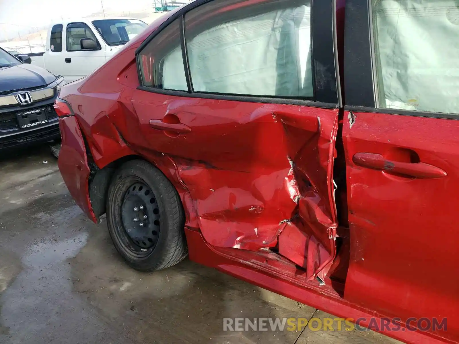 9 Photograph of a damaged car JTDEPRAE5LJ040346 TOYOTA COROLLA 2020