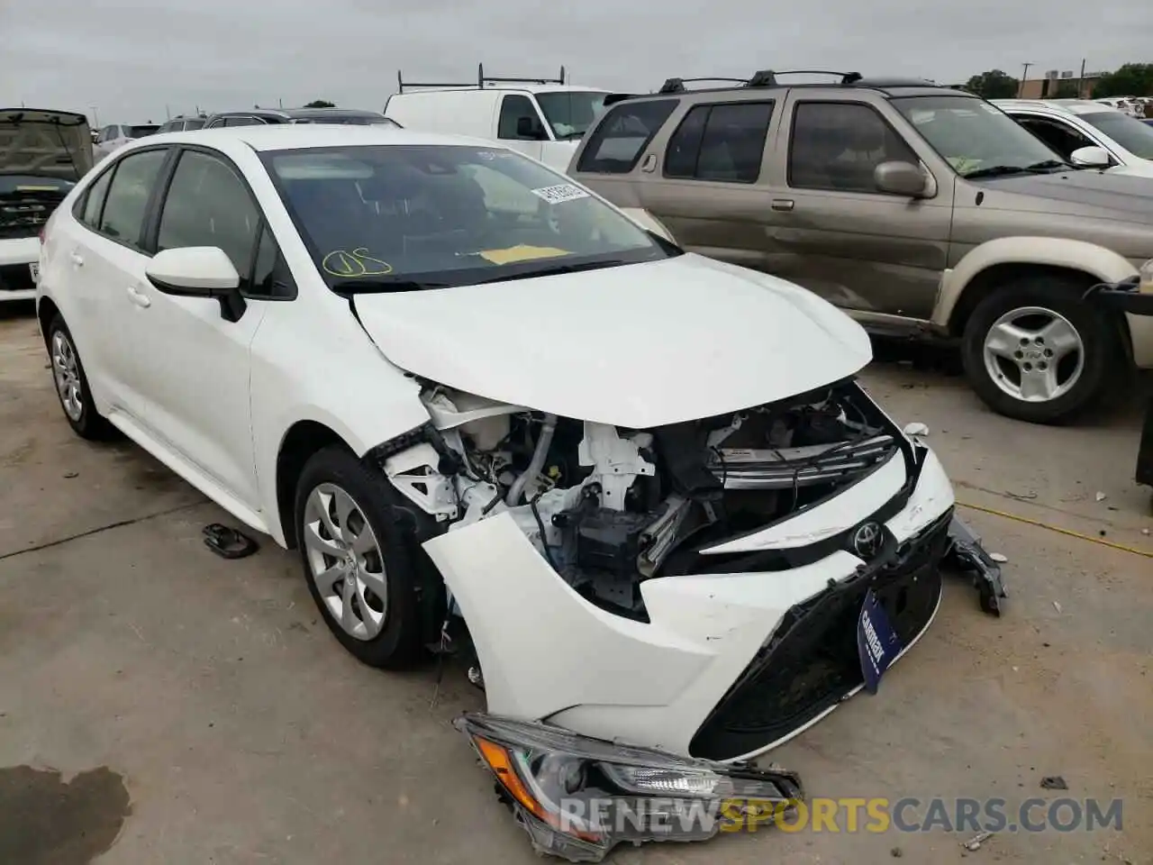 1 Photograph of a damaged car JTDEPRAE5LJ040475 TOYOTA COROLLA 2020