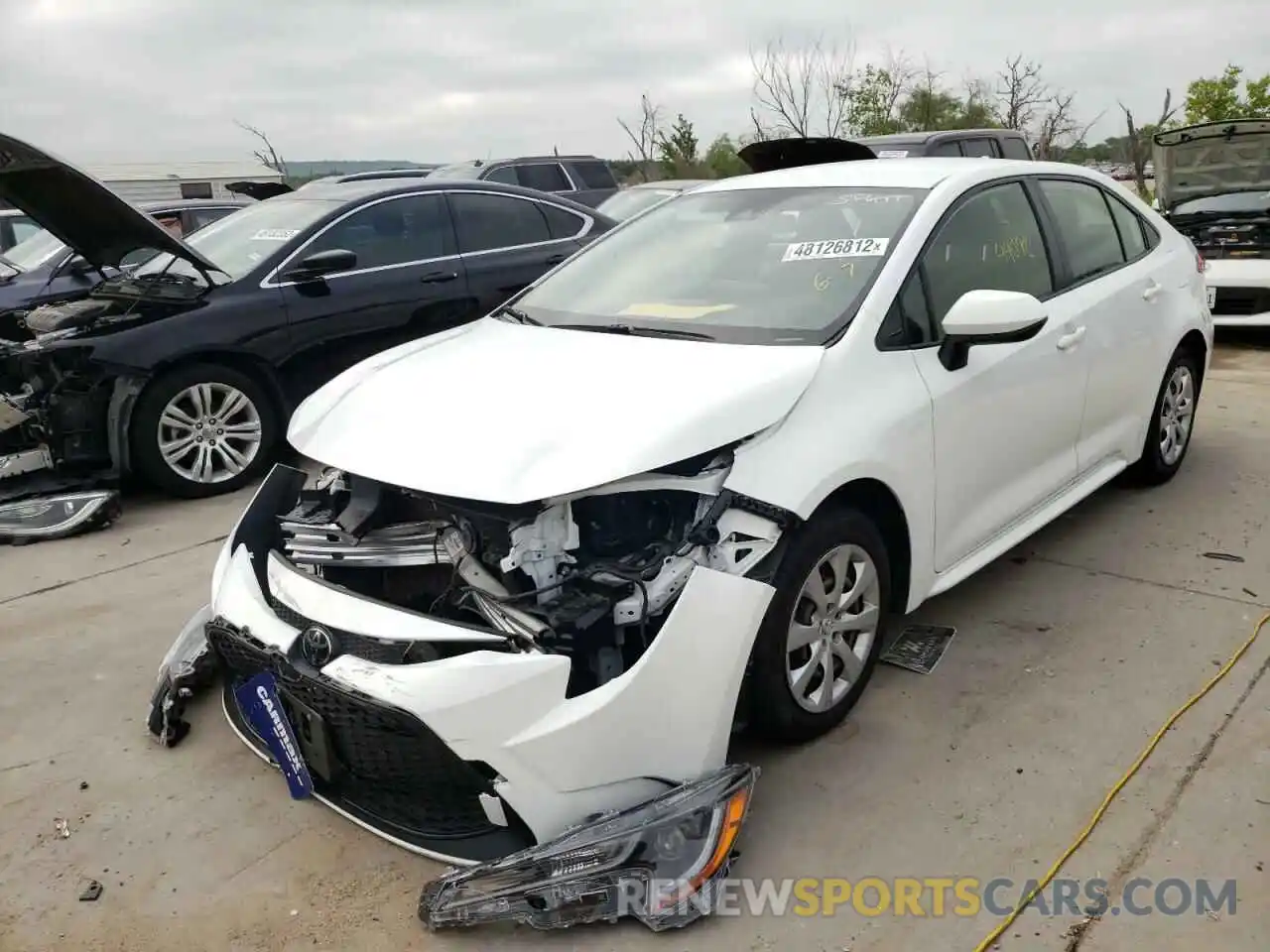 2 Photograph of a damaged car JTDEPRAE5LJ040475 TOYOTA COROLLA 2020