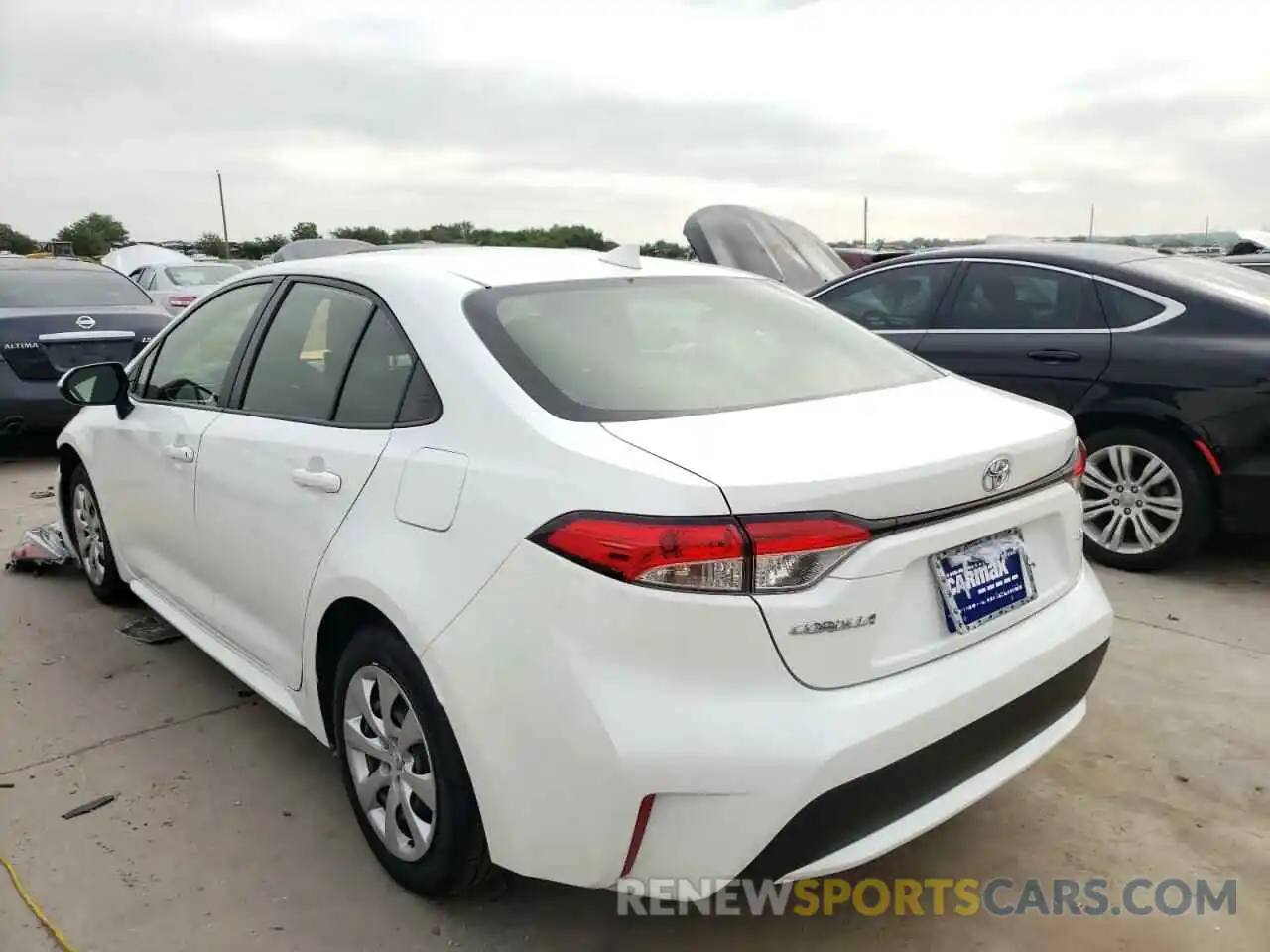 3 Photograph of a damaged car JTDEPRAE5LJ040475 TOYOTA COROLLA 2020