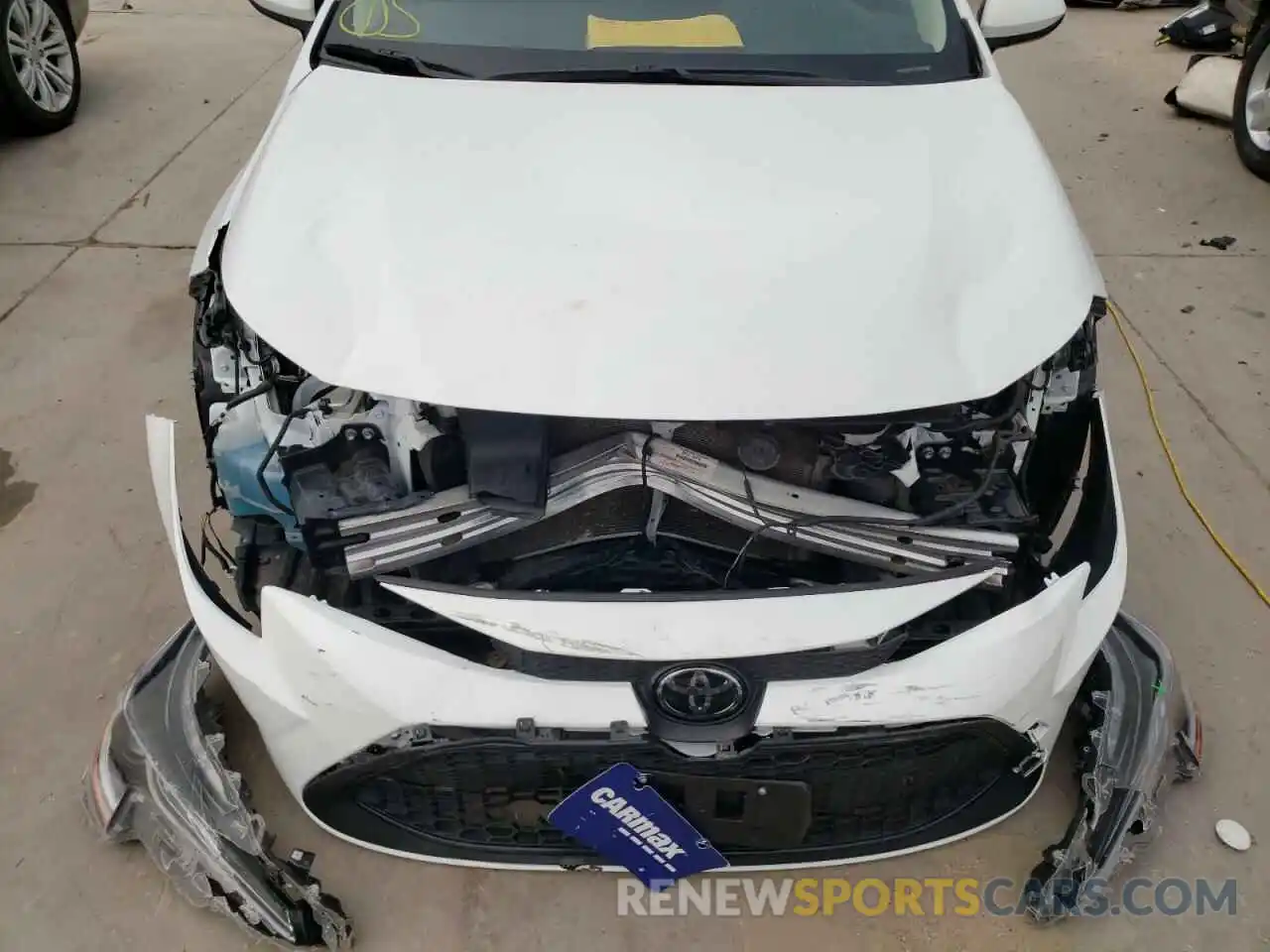 9 Photograph of a damaged car JTDEPRAE5LJ040475 TOYOTA COROLLA 2020