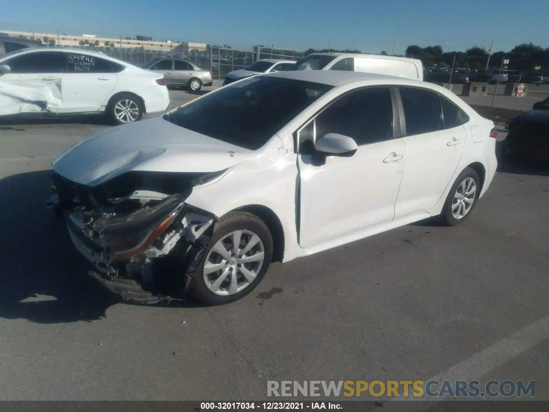 2 Photograph of a damaged car JTDEPRAE5LJ041822 TOYOTA COROLLA 2020