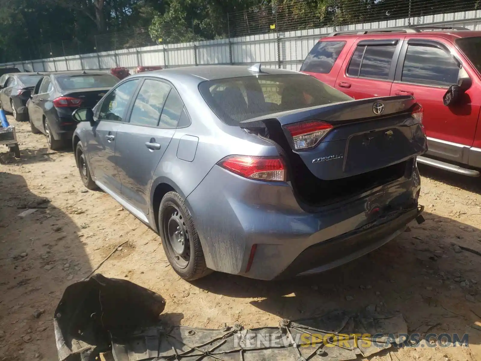 3 Photograph of a damaged car JTDEPRAE5LJ042033 TOYOTA COROLLA 2020