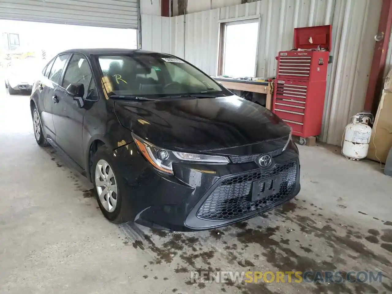 1 Photograph of a damaged car JTDEPRAE5LJ043831 TOYOTA COROLLA 2020