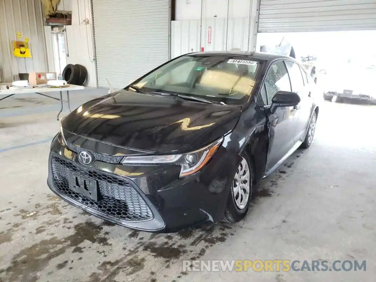 2 Photograph of a damaged car JTDEPRAE5LJ043831 TOYOTA COROLLA 2020