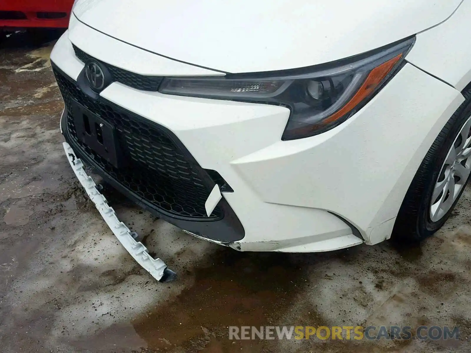 9 Photograph of a damaged car JTDEPRAE5LJ043845 TOYOTA COROLLA 2020