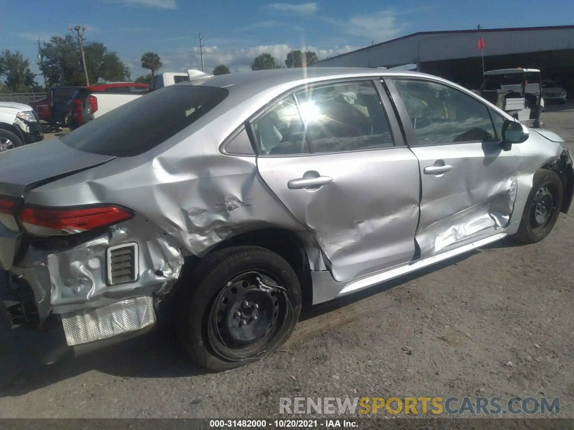 6 Photograph of a damaged car JTDEPRAE5LJ045353 TOYOTA COROLLA 2020