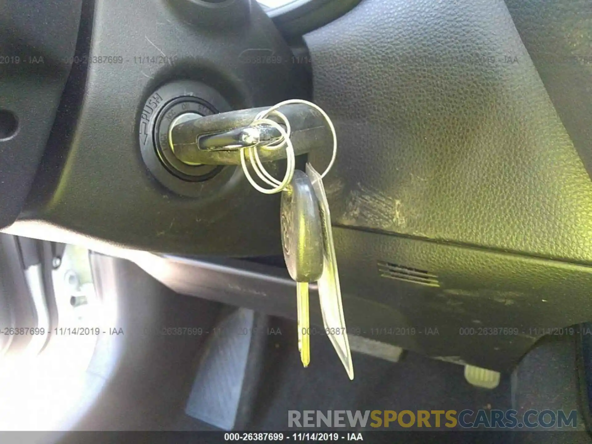 11 Photograph of a damaged car JTDEPRAE5LJ046129 TOYOTA COROLLA 2020