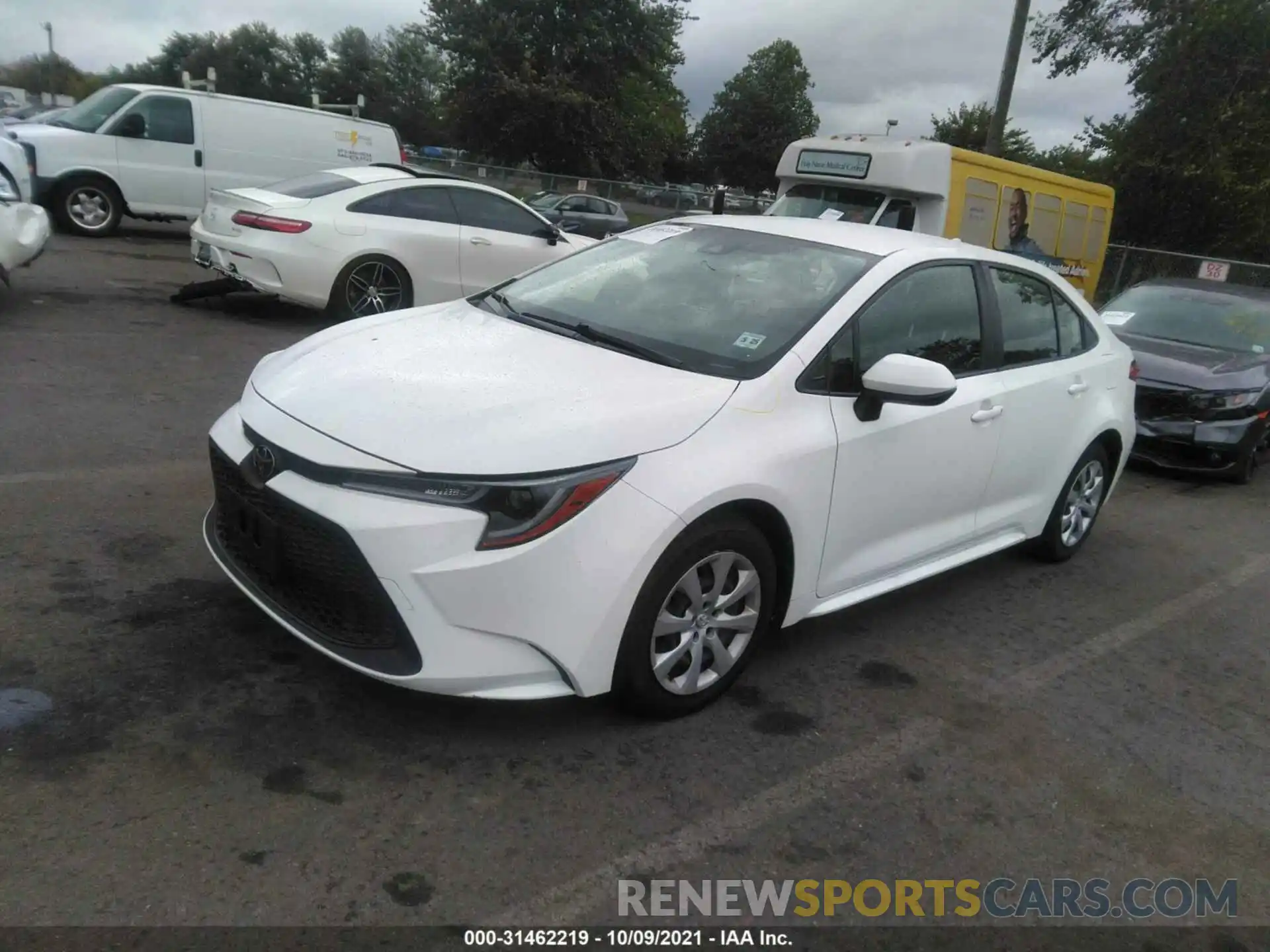 2 Photograph of a damaged car JTDEPRAE5LJ046308 TOYOTA COROLLA 2020