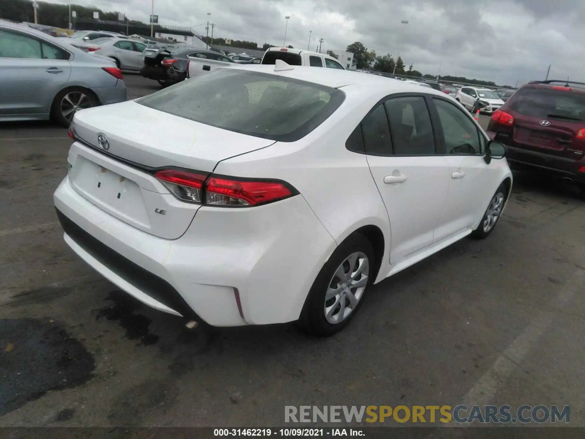 4 Photograph of a damaged car JTDEPRAE5LJ046308 TOYOTA COROLLA 2020