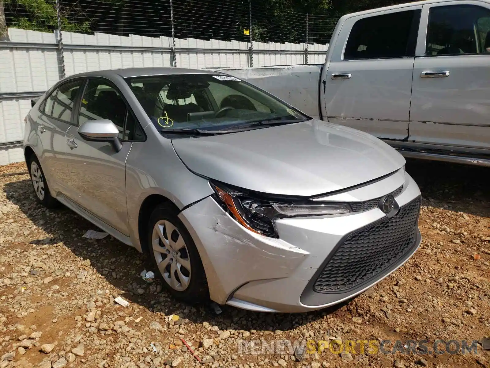 1 Photograph of a damaged car JTDEPRAE5LJ047443 TOYOTA COROLLA 2020