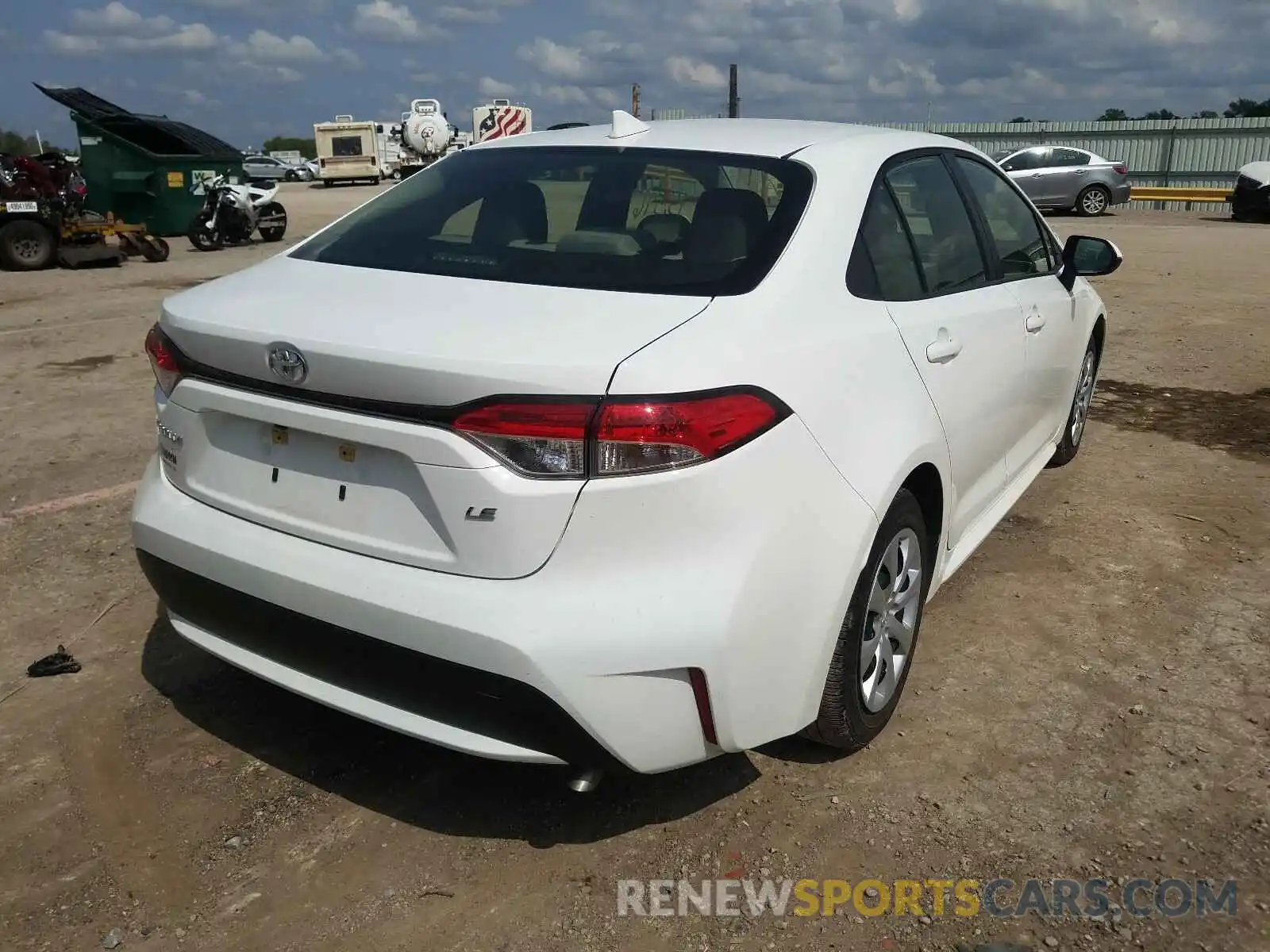 4 Photograph of a damaged car JTDEPRAE5LJ049600 TOYOTA COROLLA 2020