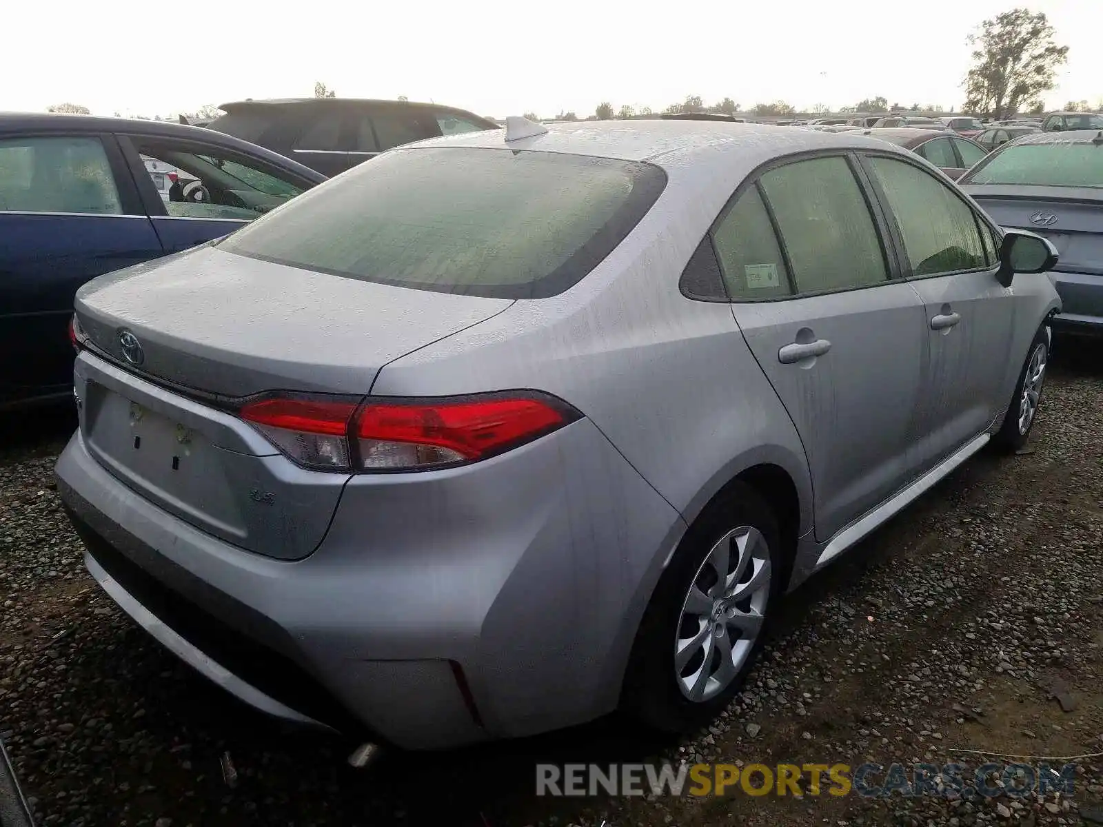 4 Photograph of a damaged car JTDEPRAE5LJ050066 TOYOTA COROLLA 2020