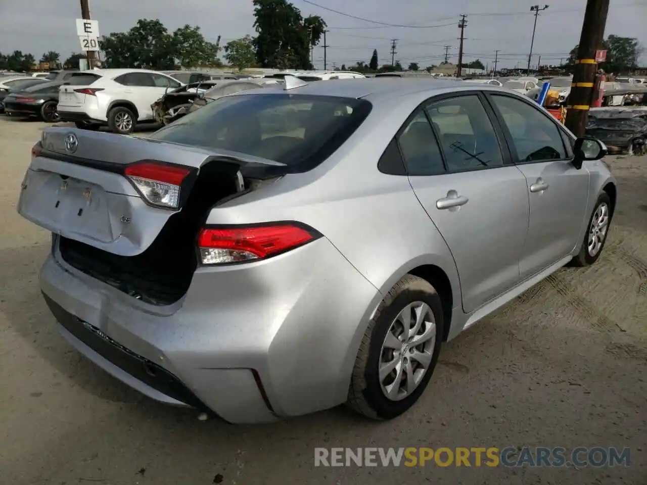 4 Photograph of a damaged car JTDEPRAE5LJ050617 TOYOTA COROLLA 2020