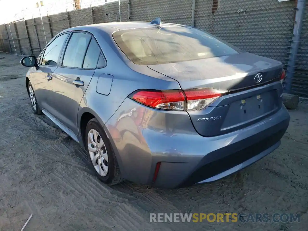 3 Photograph of a damaged car JTDEPRAE5LJ051380 TOYOTA COROLLA 2020