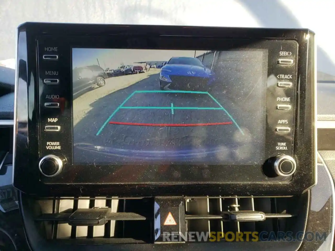 9 Photograph of a damaged car JTDEPRAE5LJ051380 TOYOTA COROLLA 2020