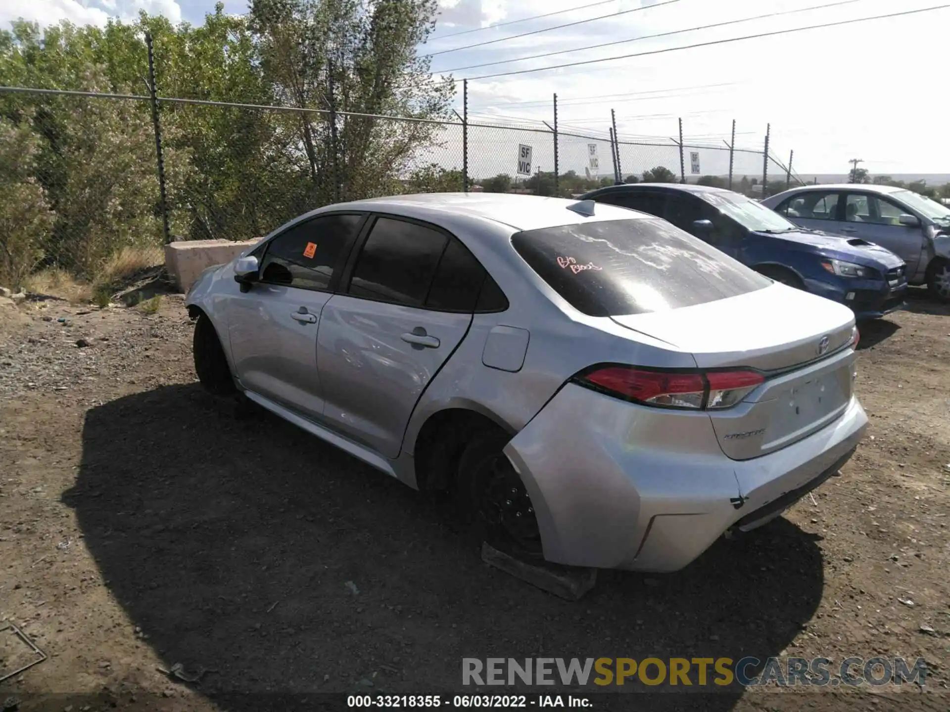 3 Photograph of a damaged car JTDEPRAE5LJ051413 TOYOTA COROLLA 2020