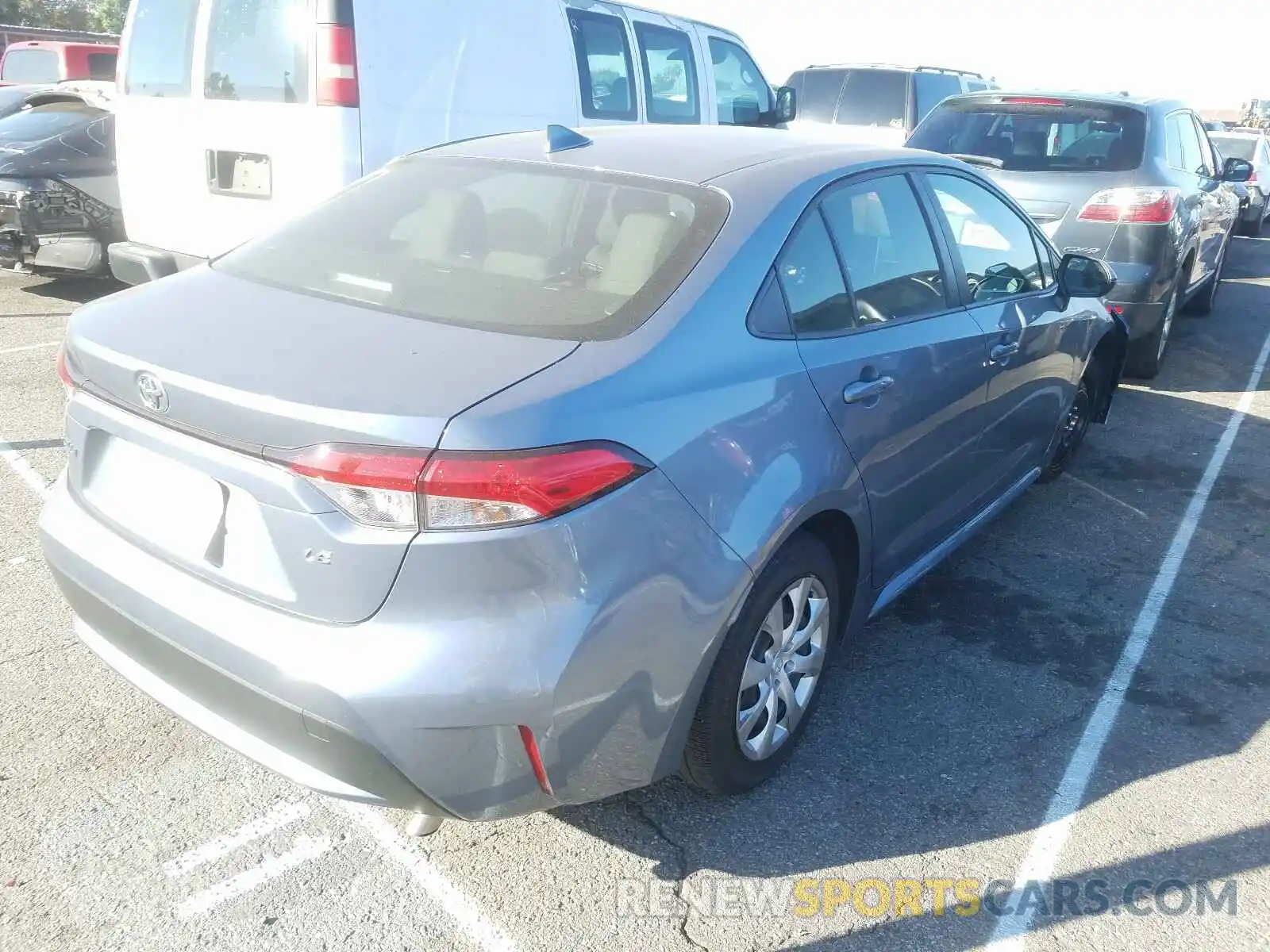 4 Photograph of a damaged car JTDEPRAE5LJ052044 TOYOTA COROLLA 2020