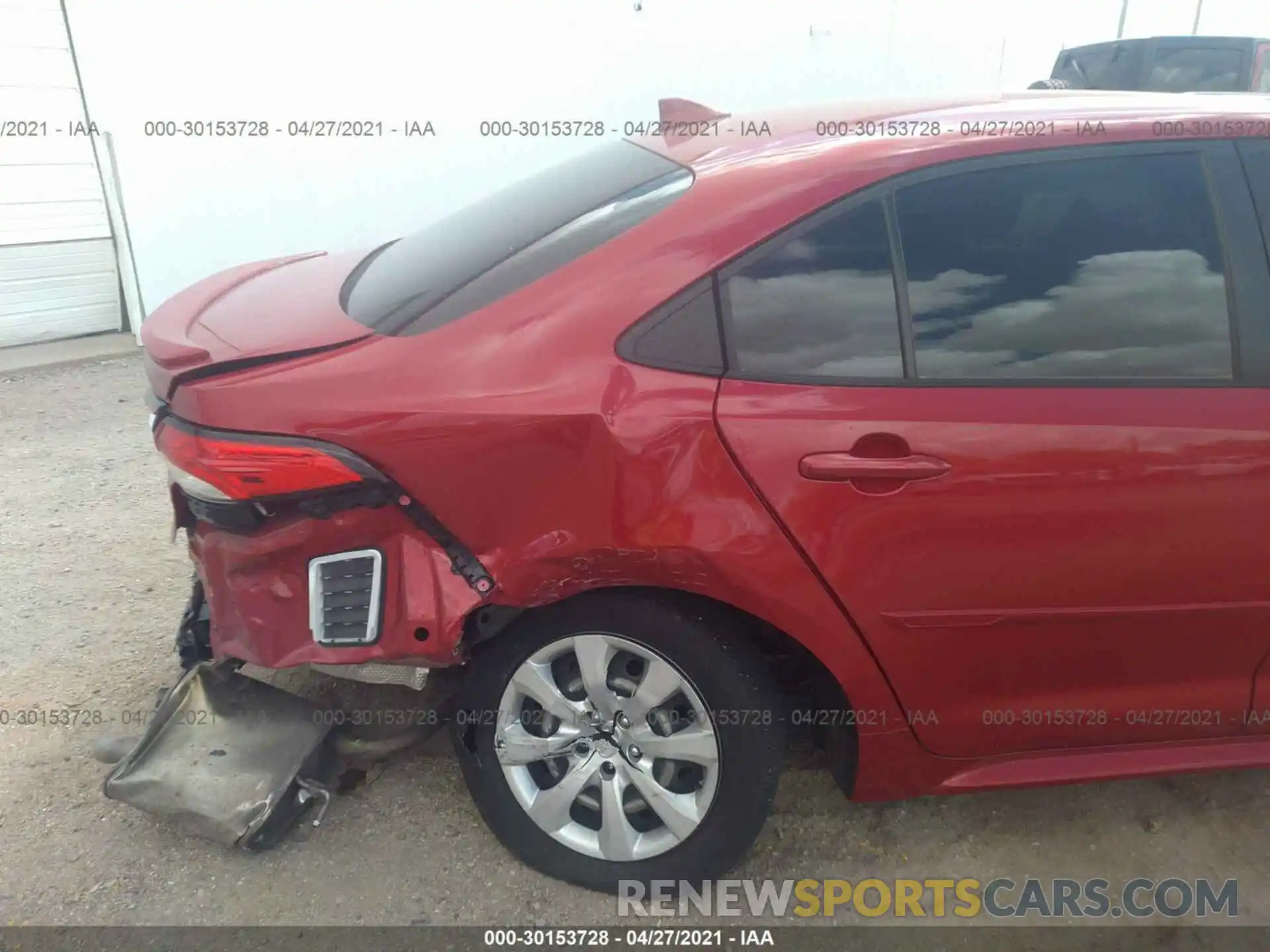 6 Photograph of a damaged car JTDEPRAE5LJ053775 TOYOTA COROLLA 2020