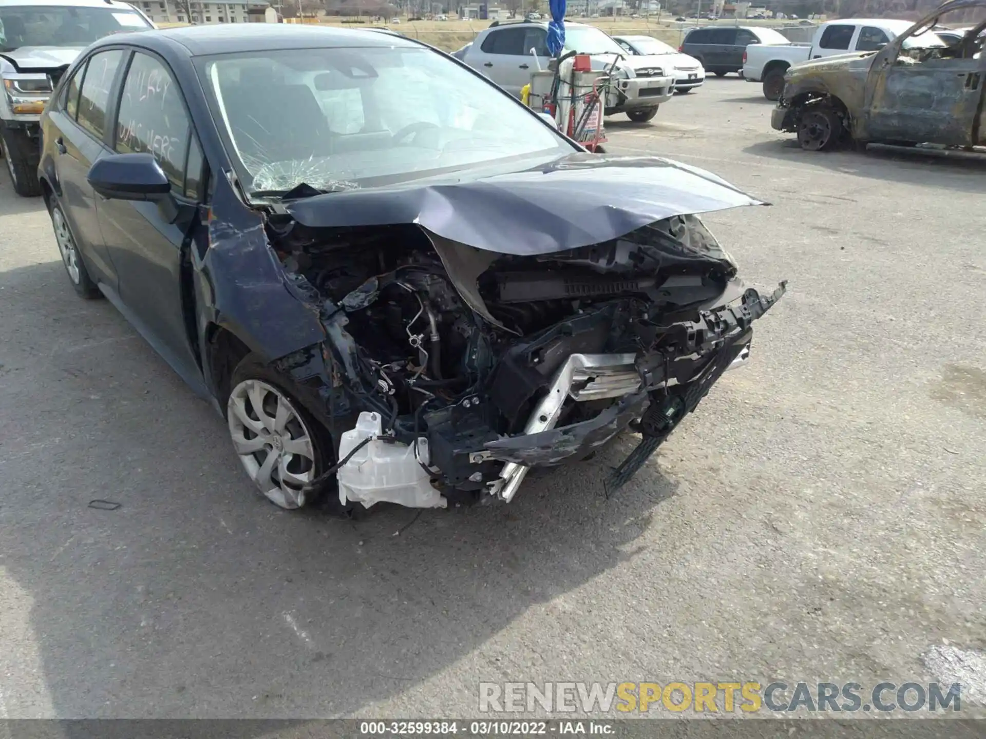 6 Photograph of a damaged car JTDEPRAE5LJ054277 TOYOTA COROLLA 2020