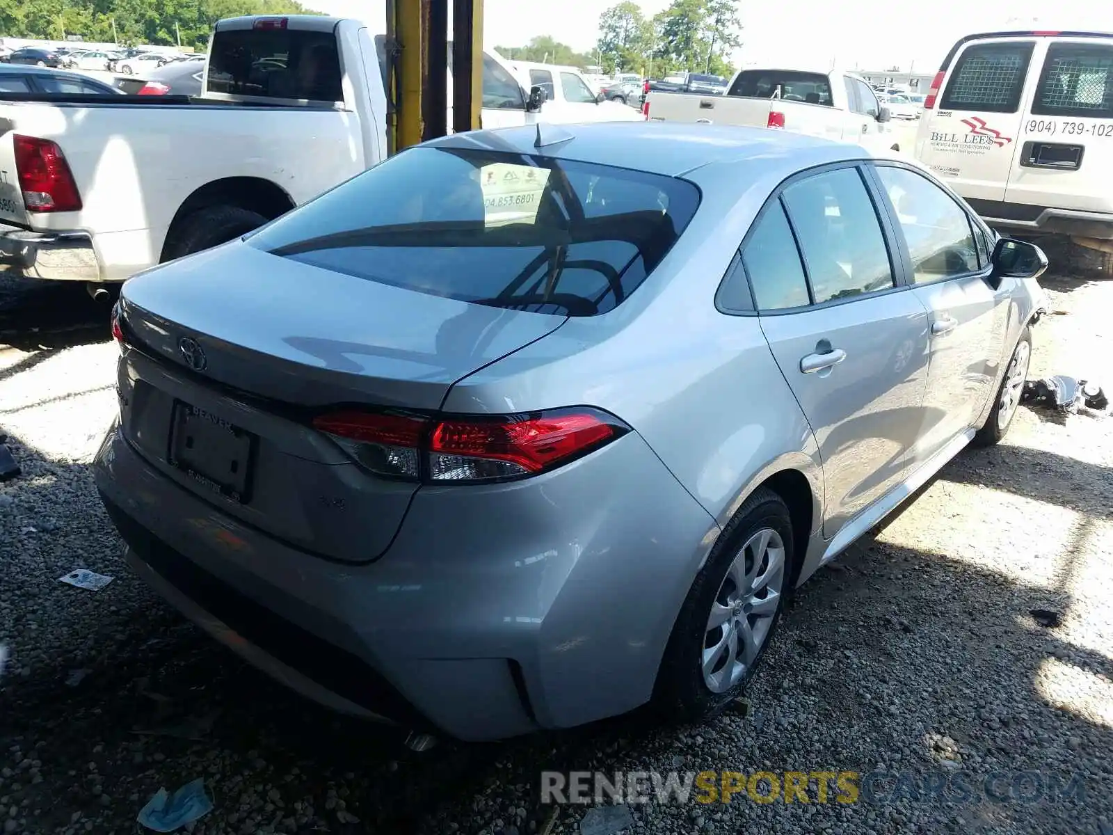 4 Photograph of a damaged car JTDEPRAE5LJ054814 TOYOTA COROLLA 2020