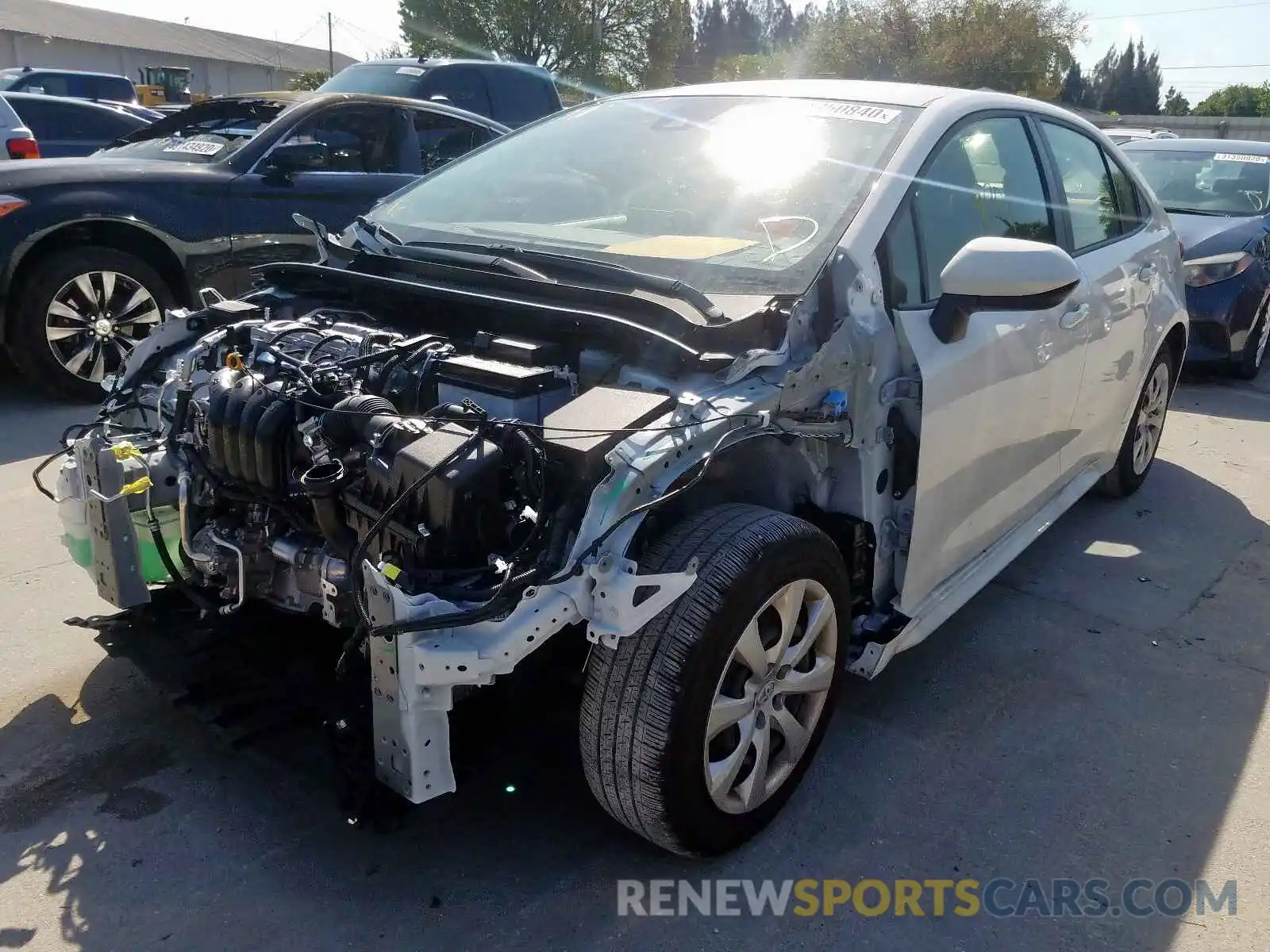 2 Photograph of a damaged car JTDEPRAE5LJ057356 TOYOTA COROLLA 2020