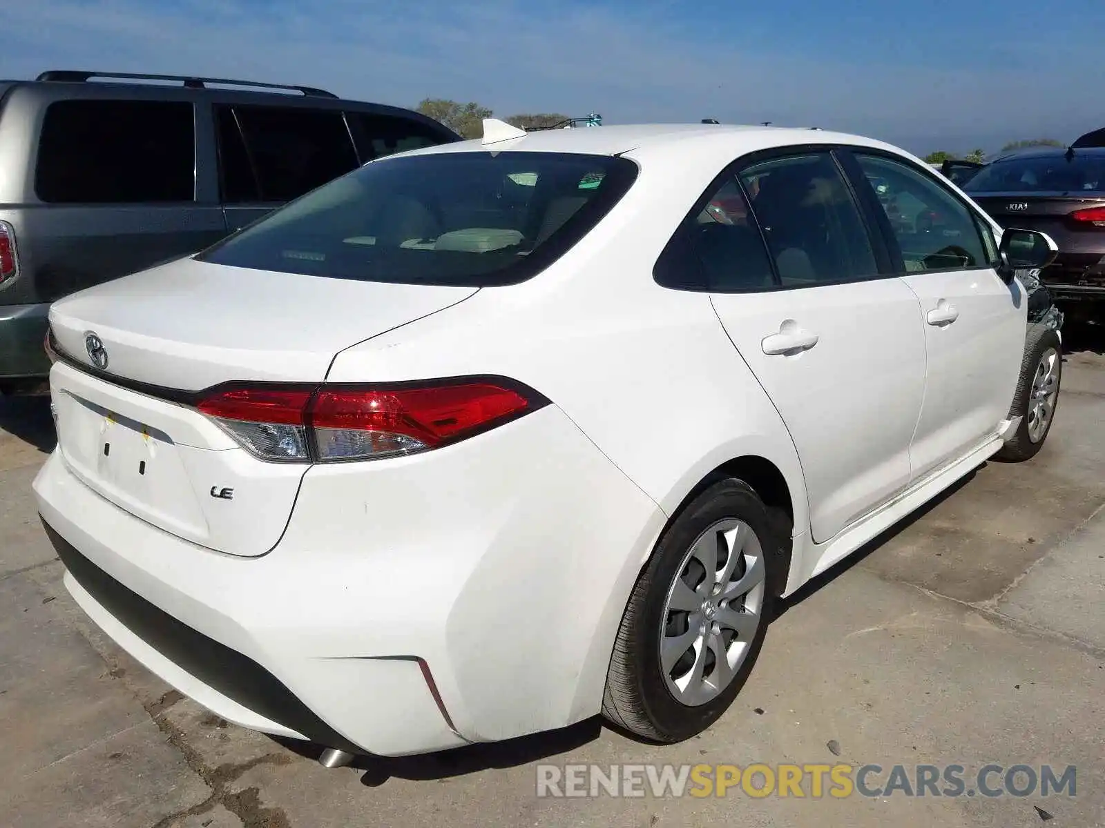 4 Photograph of a damaged car JTDEPRAE5LJ057356 TOYOTA COROLLA 2020