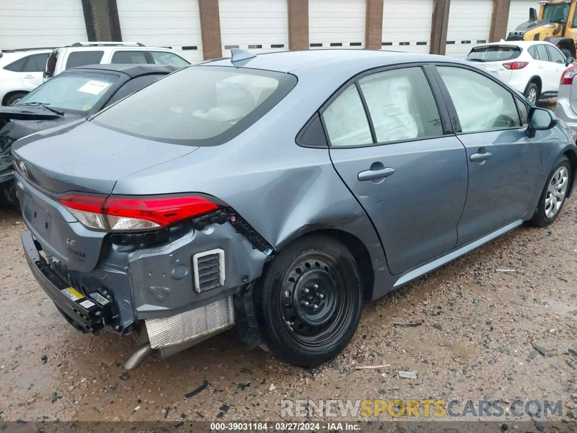 4 Photograph of a damaged car JTDEPRAE5LJ058815 TOYOTA COROLLA 2020