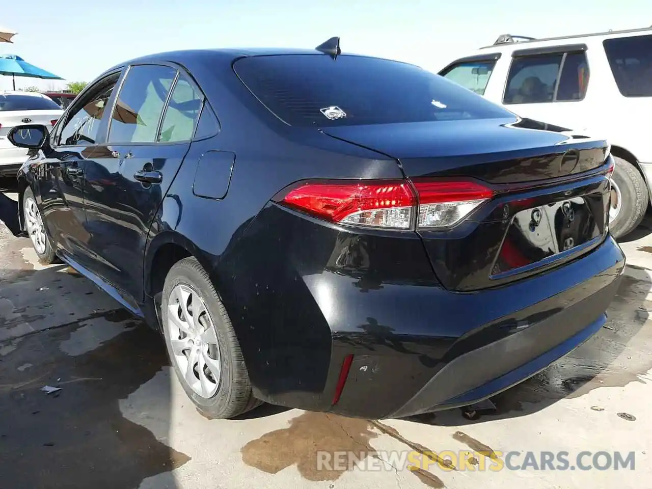 3 Photograph of a damaged car JTDEPRAE5LJ059141 TOYOTA COROLLA 2020