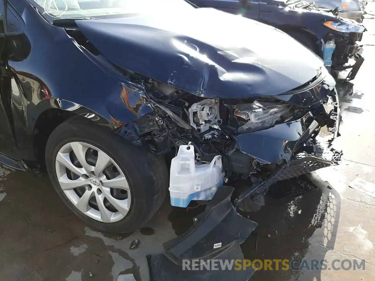 9 Photograph of a damaged car JTDEPRAE5LJ059141 TOYOTA COROLLA 2020