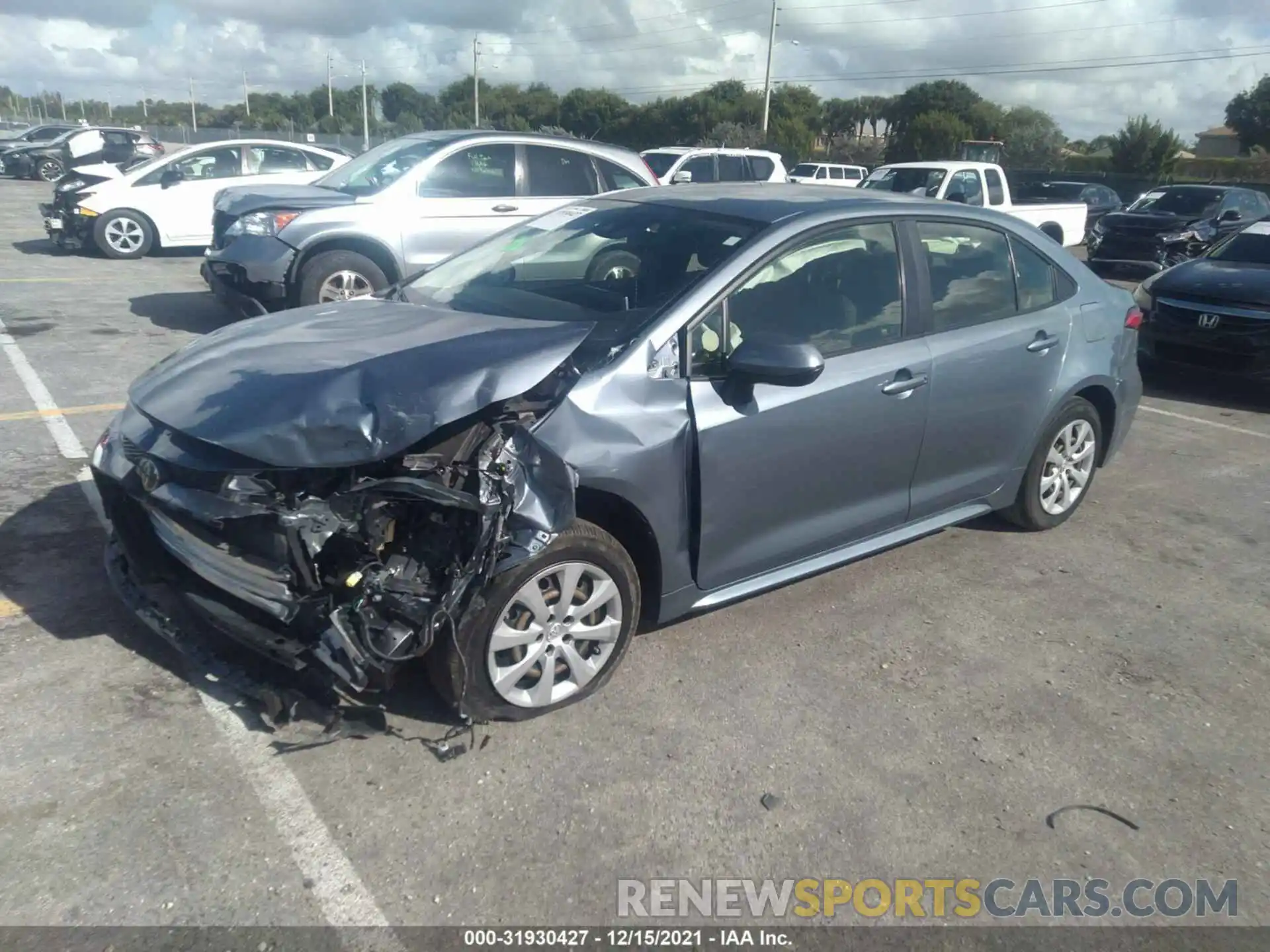 2 Photograph of a damaged car JTDEPRAE5LJ061066 TOYOTA COROLLA 2020