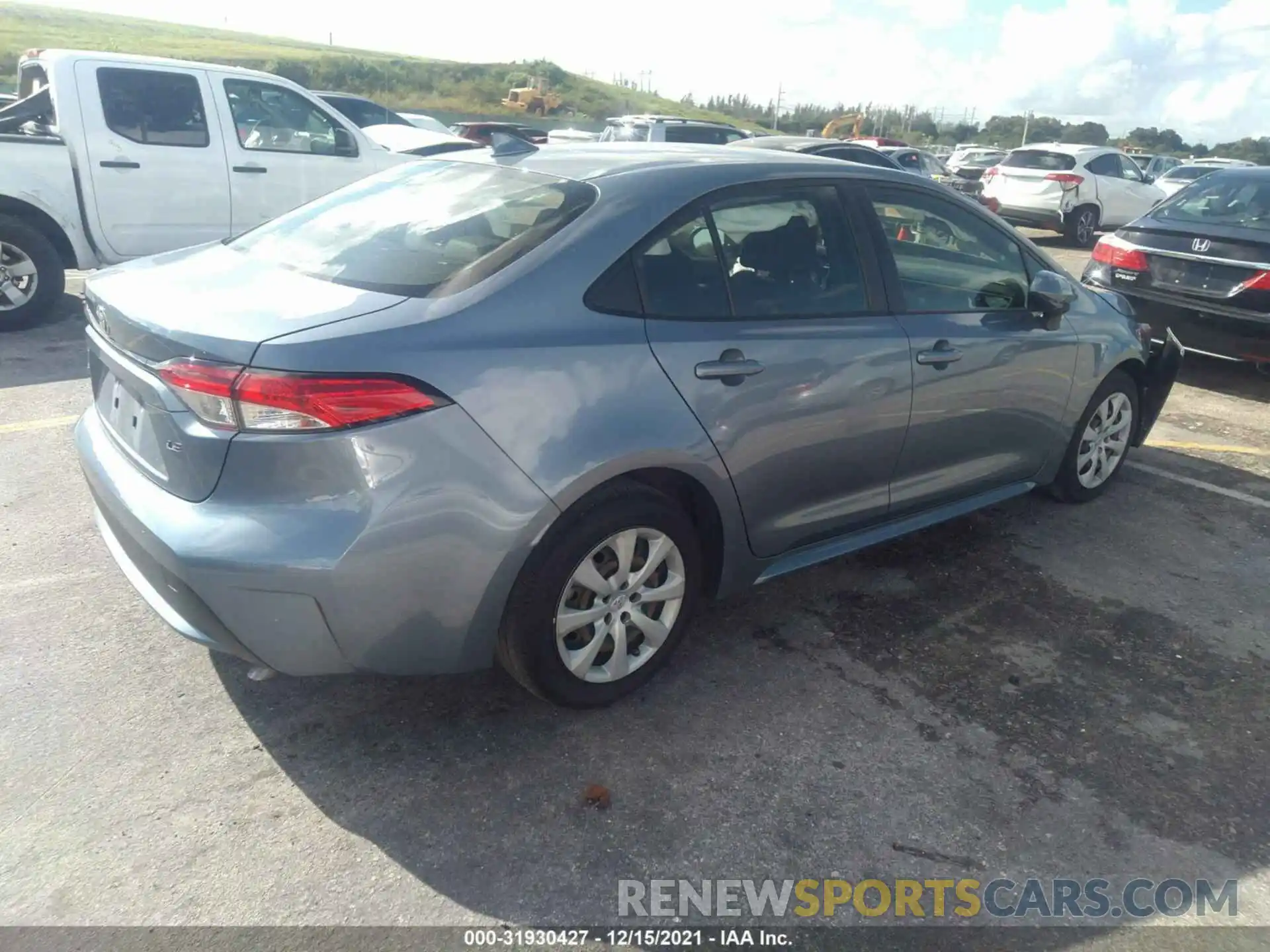 4 Photograph of a damaged car JTDEPRAE5LJ061066 TOYOTA COROLLA 2020