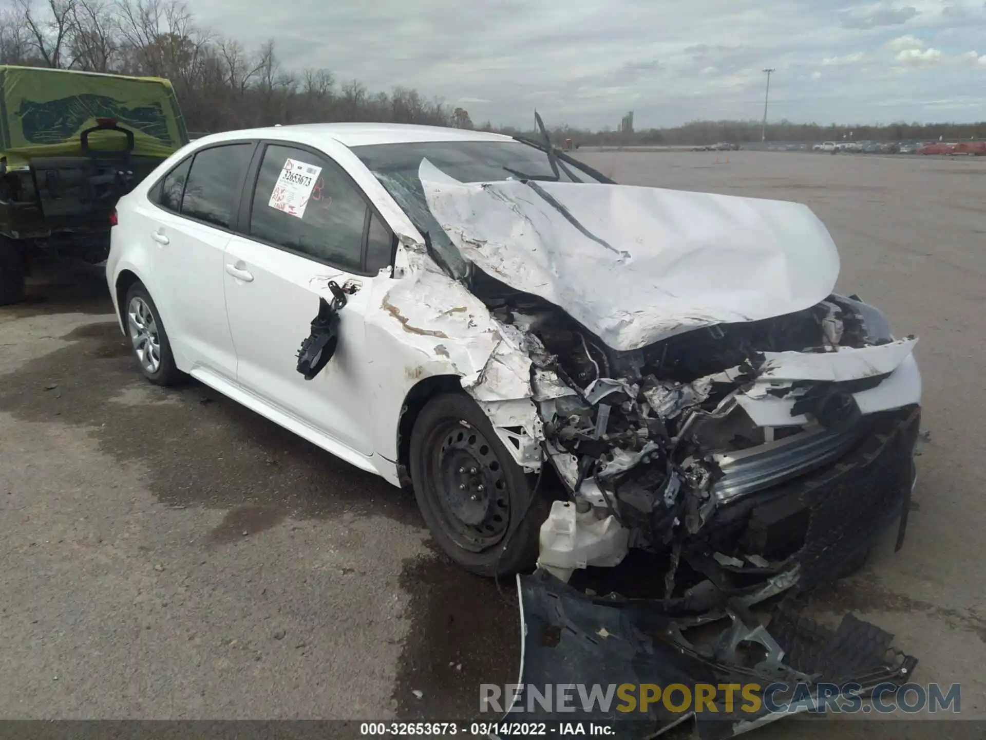 1 Photograph of a damaged car JTDEPRAE5LJ061746 TOYOTA COROLLA 2020