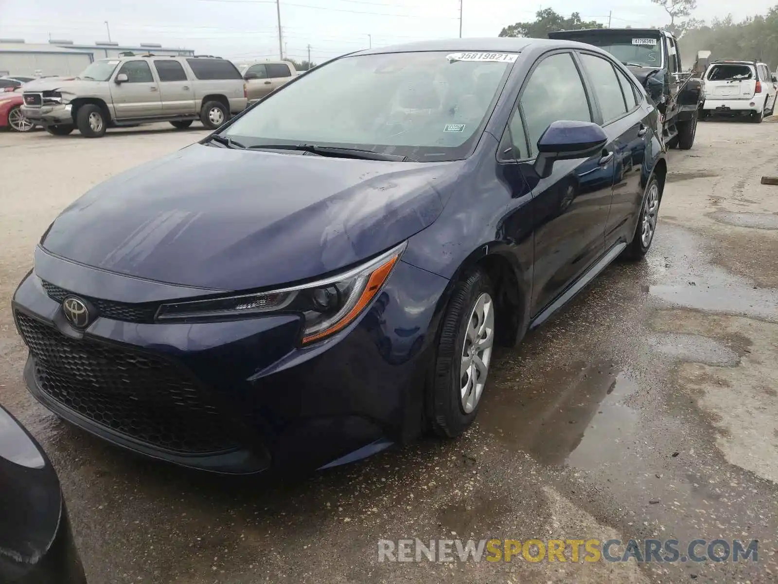 2 Photograph of a damaged car JTDEPRAE5LJ062086 TOYOTA COROLLA 2020