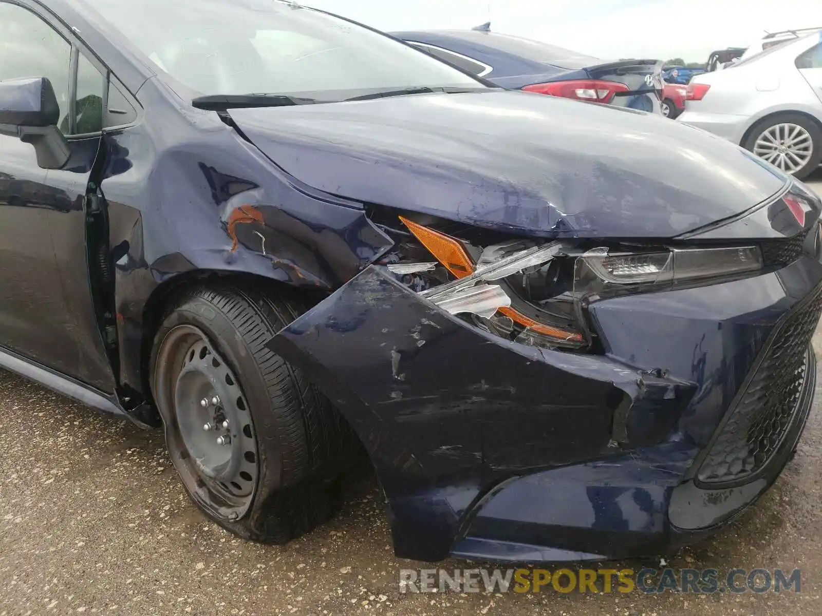 9 Photograph of a damaged car JTDEPRAE5LJ062086 TOYOTA COROLLA 2020