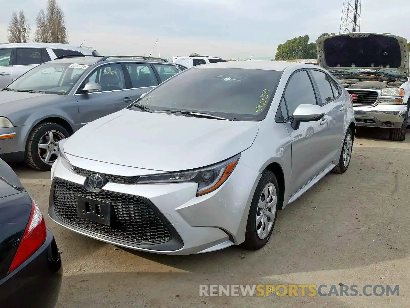 2 Photograph of a damaged car JTDEPRAE5LJ063058 TOYOTA COROLLA 2020