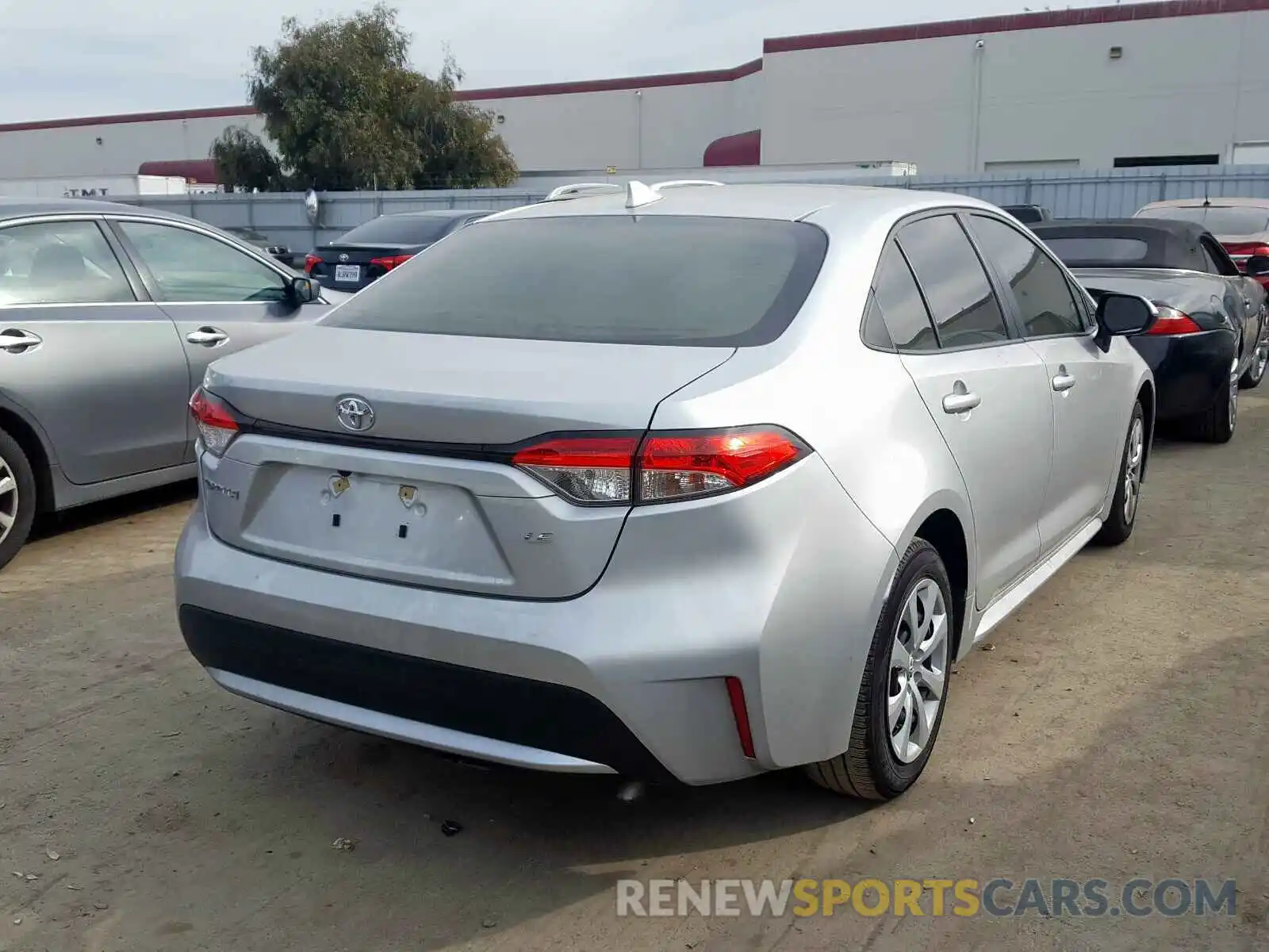 4 Photograph of a damaged car JTDEPRAE5LJ063058 TOYOTA COROLLA 2020