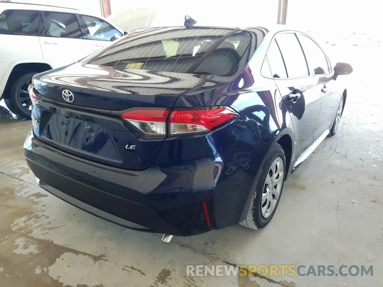 4 Photograph of a damaged car JTDEPRAE5LJ065134 TOYOTA COROLLA 2020