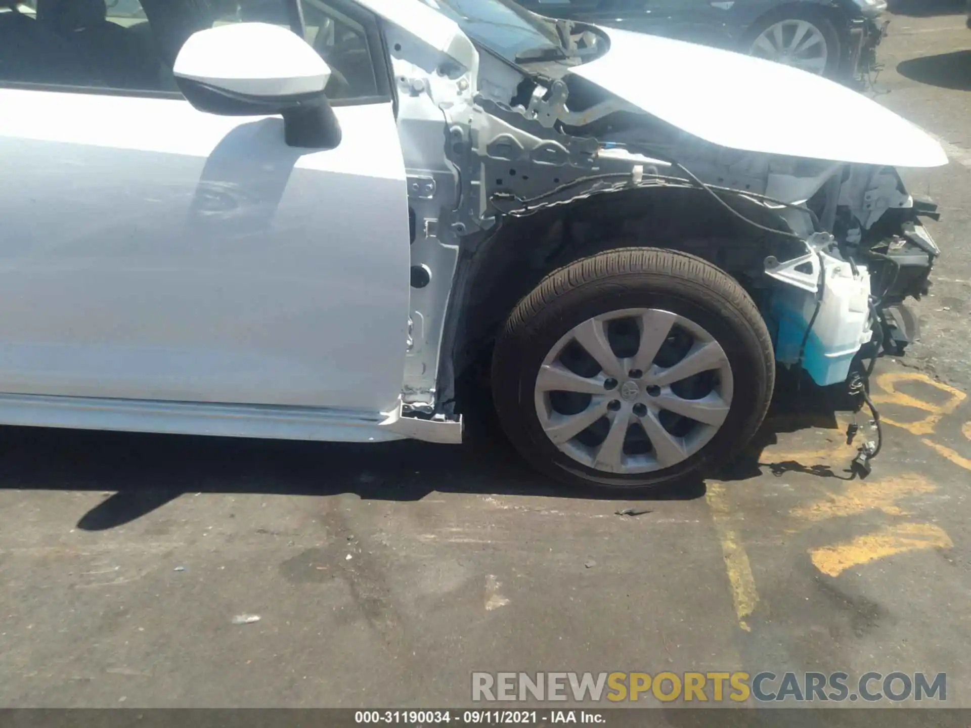 6 Photograph of a damaged car JTDEPRAE5LJ065411 TOYOTA COROLLA 2020