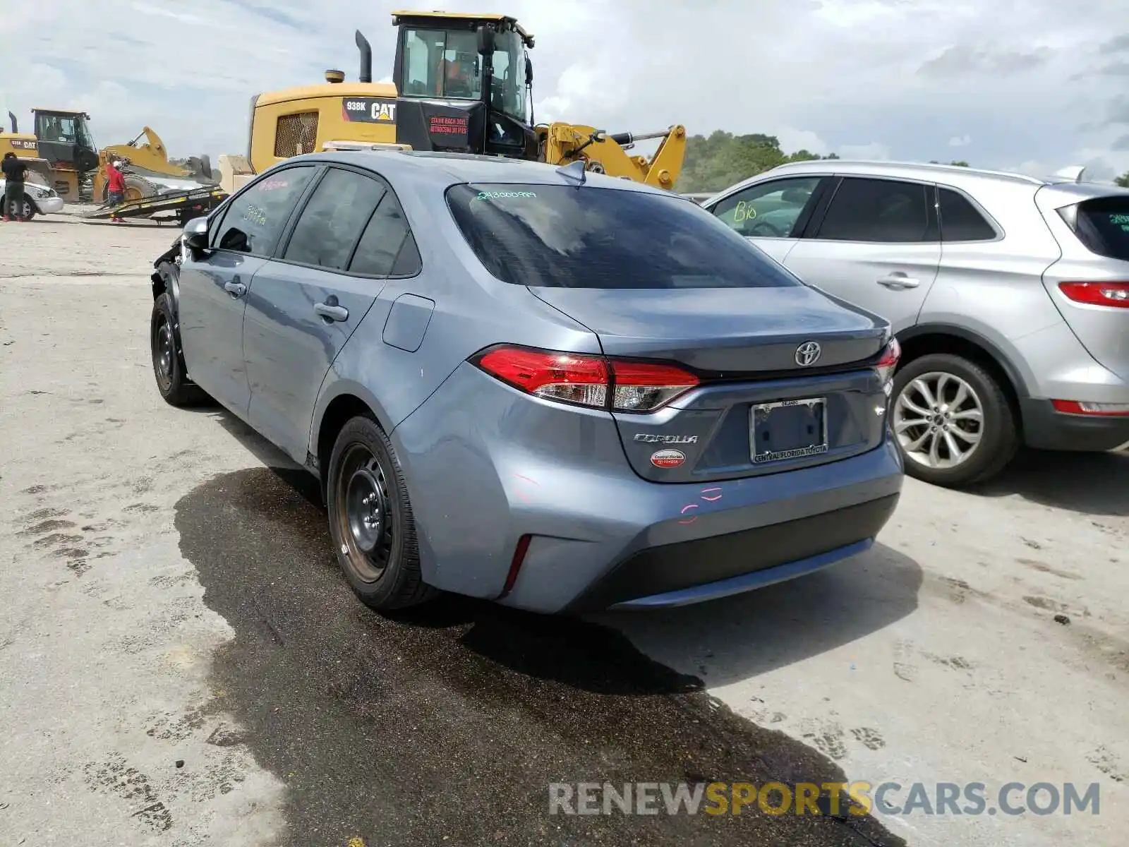 3 Photograph of a damaged car JTDEPRAE5LJ065537 TOYOTA COROLLA 2020