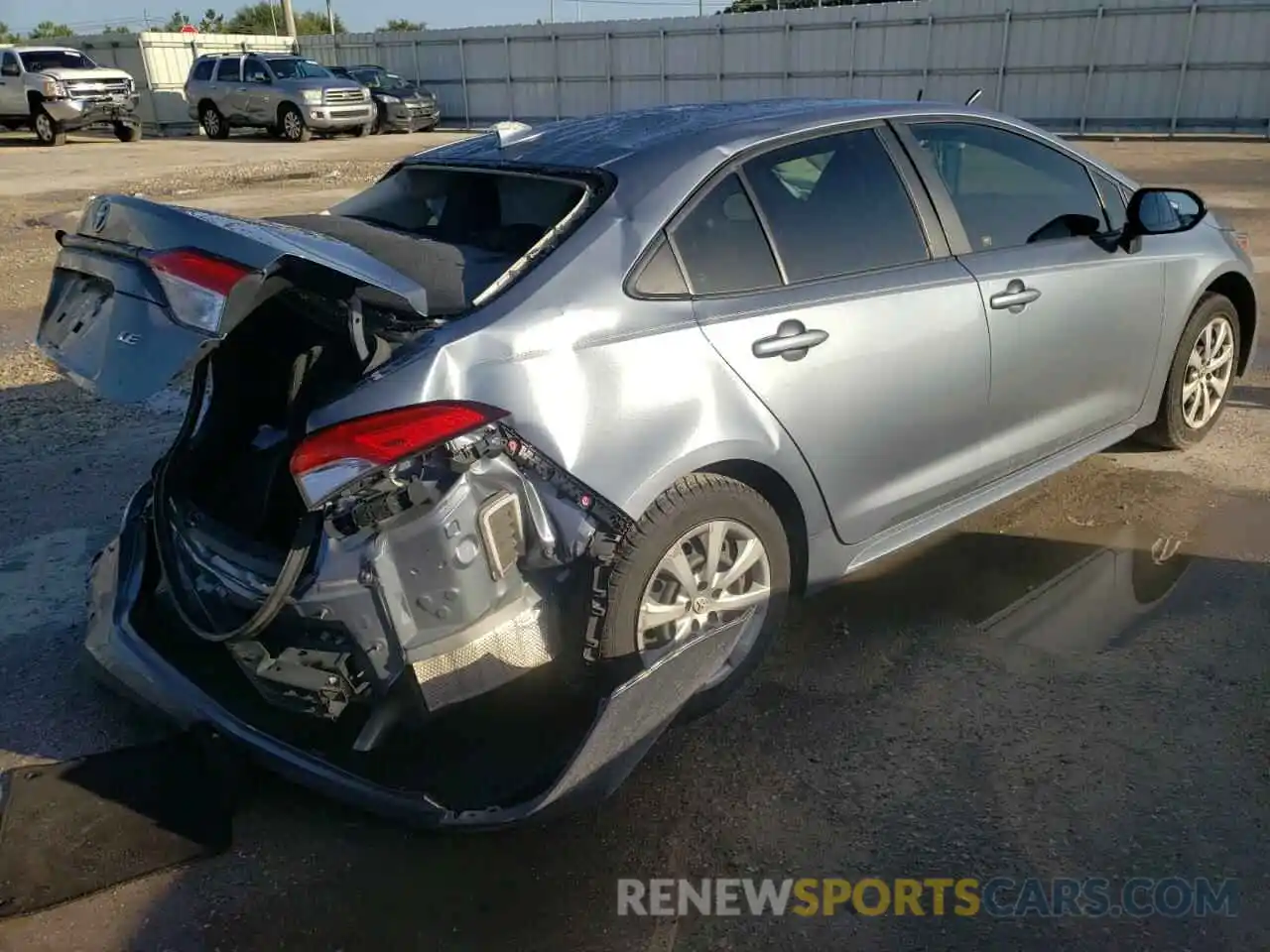 4 Photograph of a damaged car JTDEPRAE5LJ067188 TOYOTA COROLLA 2020