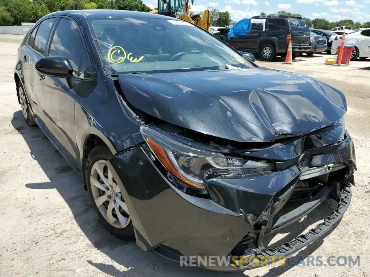 1 Photograph of a damaged car JTDEPRAE5LJ067207 TOYOTA COROLLA 2020